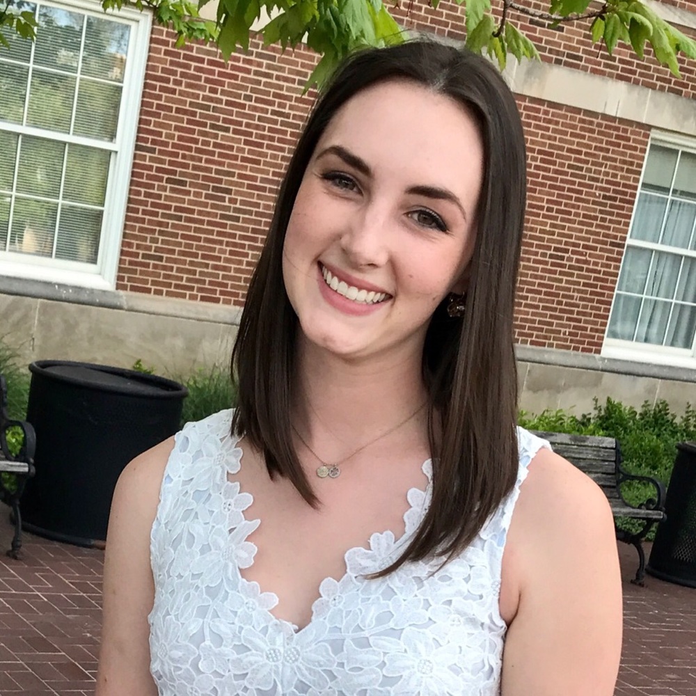 Meet your Posher, Carolyn